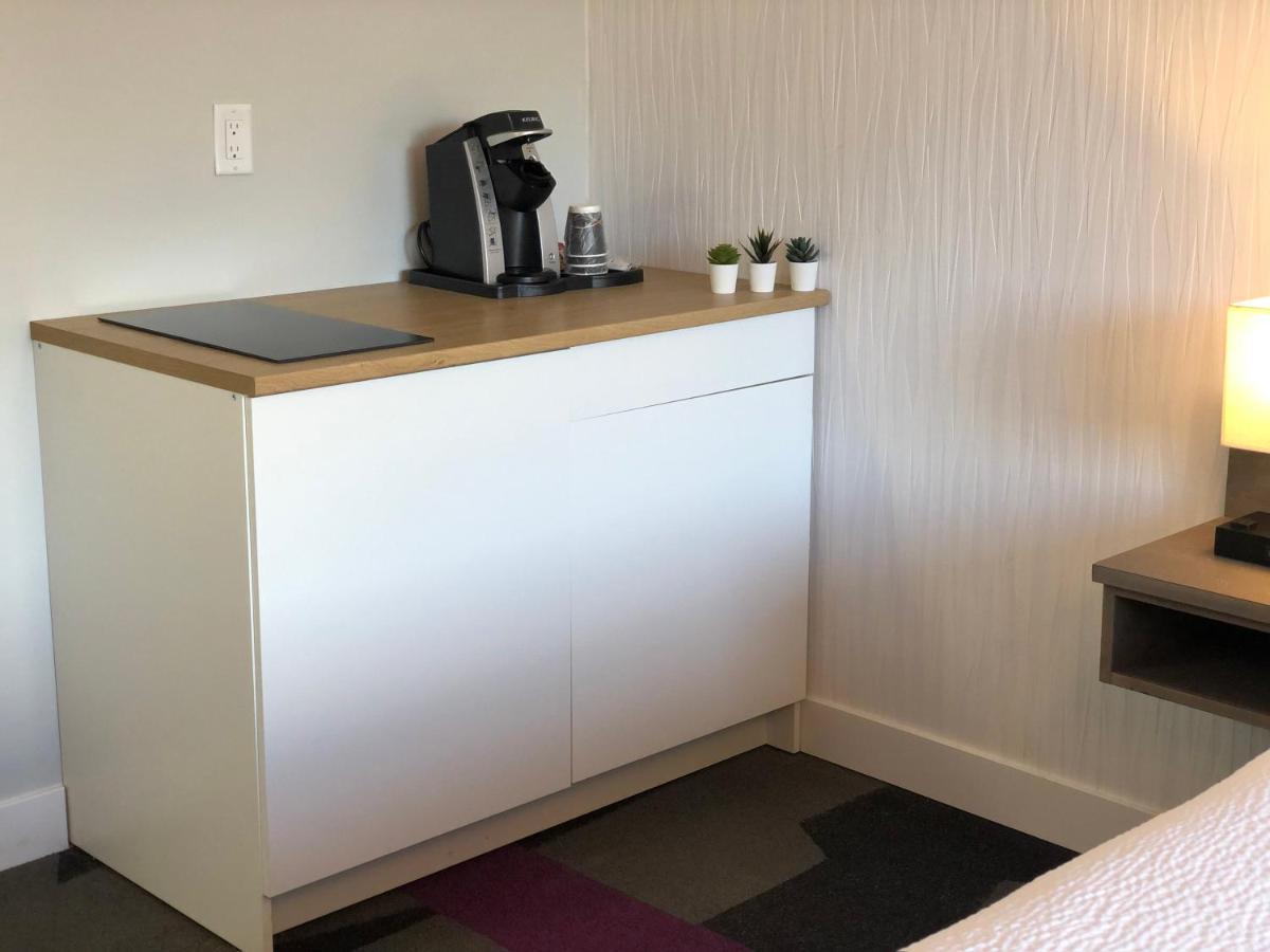 The Spot At Porpoise Bay Motel Sechelt Luaran gambar