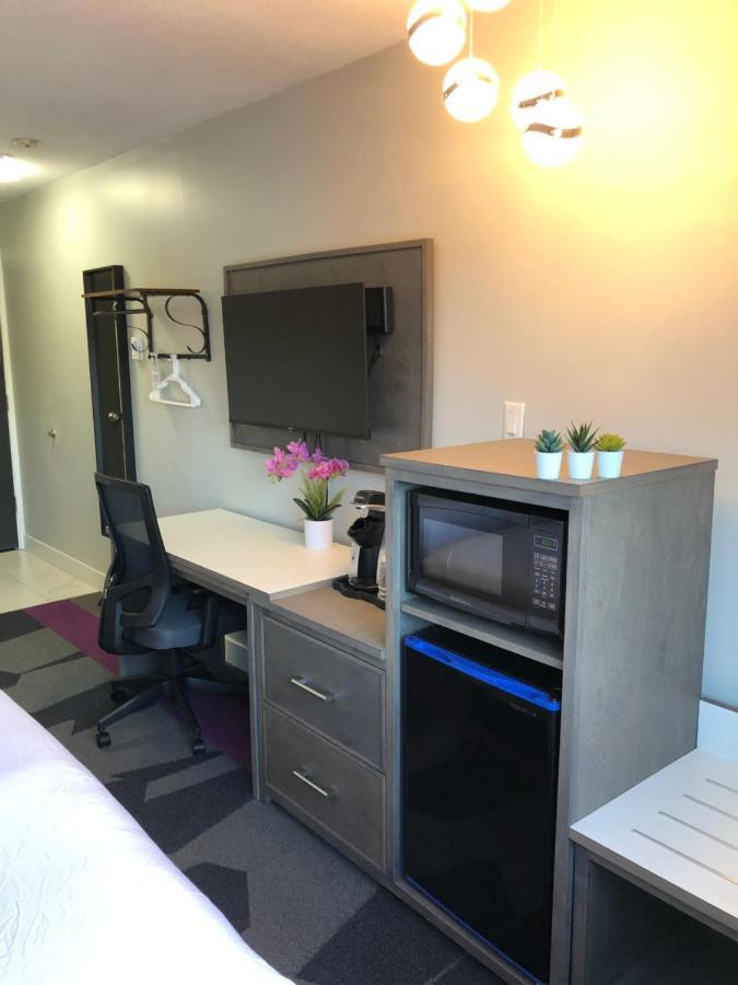 The Spot At Porpoise Bay Motel Sechelt Luaran gambar