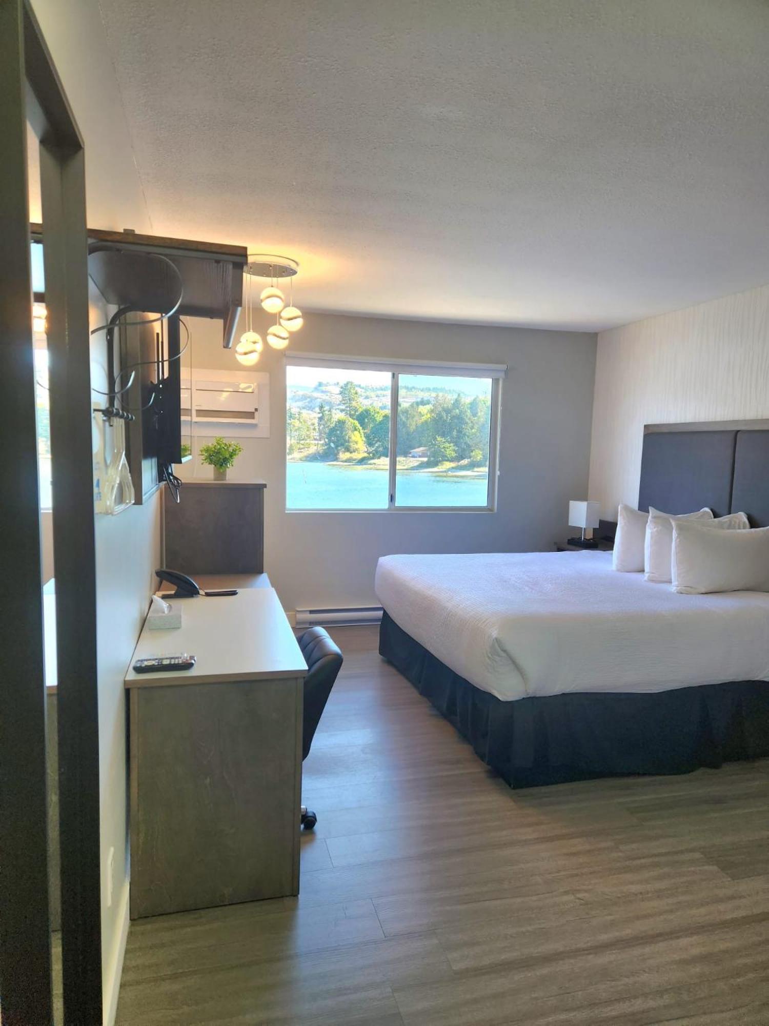 The Spot At Porpoise Bay Motel Sechelt Luaran gambar